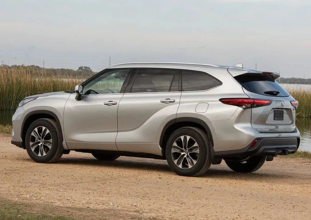 豐田最新混動(dòng)版SUV，革新科技與綠色出行的完美結(jié)合