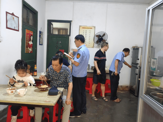 陵水臺(tái)風(fēng)最新消息，全方位應(yīng)對(duì)，保障安全