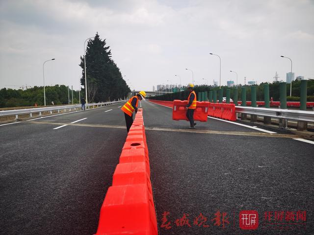 今晚上澳門(mén)特馬必中一肖,高速解析方案響應(yīng)_縮小版67.22