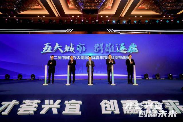 新奧門特免費(fèi)資料大全火鳳凰,人才培養(yǎng)方案落實(shí)_超值款21.715