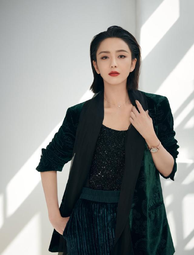 佟麗婭最新發(fā)型，時(shí)尚潮流的新標(biāo)桿