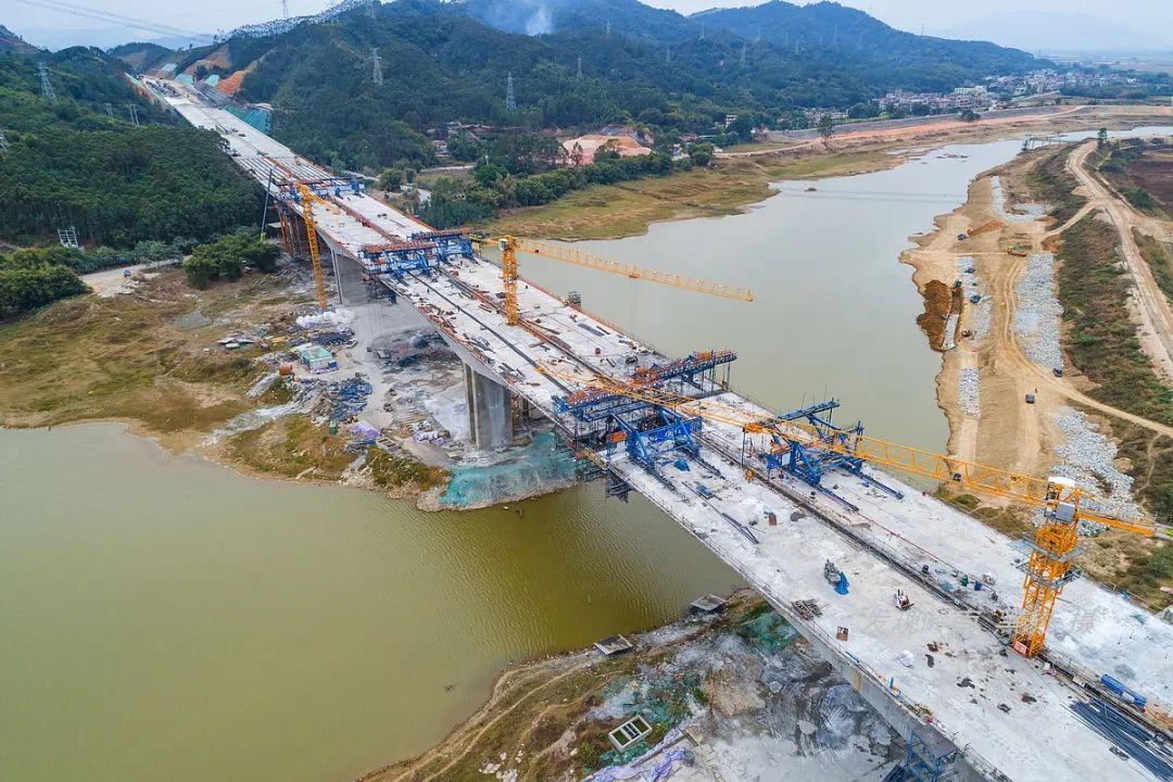 鎮(zhèn)廣高速公路最新消息，進(jìn)展順利，助推區(qū)域經(jīng)濟(jì)發(fā)展