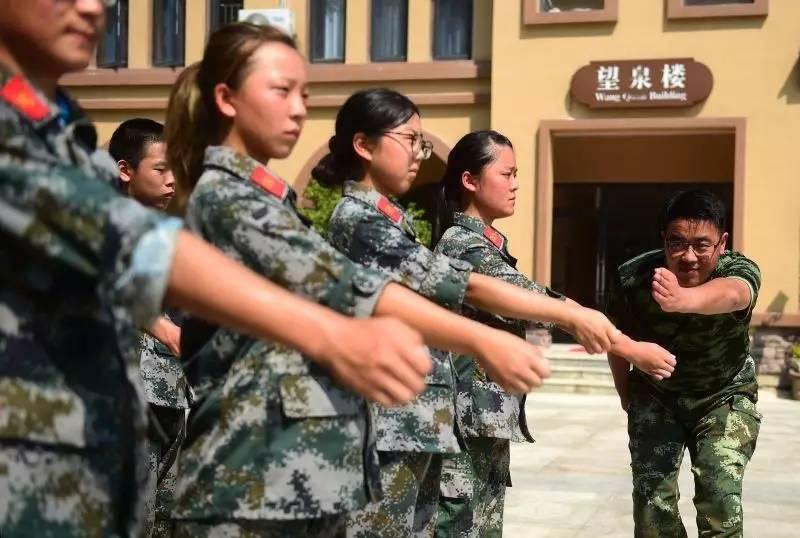 軍轉(zhuǎn)最新消息，改革深化，轉(zhuǎn)型加速